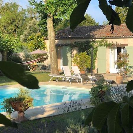 Gite 2-4 Couchages Situe Dans Un Magnifique Jardin Saint-Vivien  Ngoại thất bức ảnh